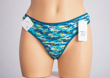 Load image into Gallery viewer, Cotton Spandex Thong
