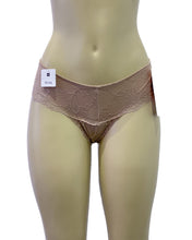 Load image into Gallery viewer, Red Carpet Ready Hipster Thong
